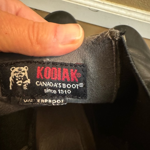 KODIAK Bruce Pull On Boot Men's Black waterproof leather size 12 lug outsole EUC - Picture 7 of 11